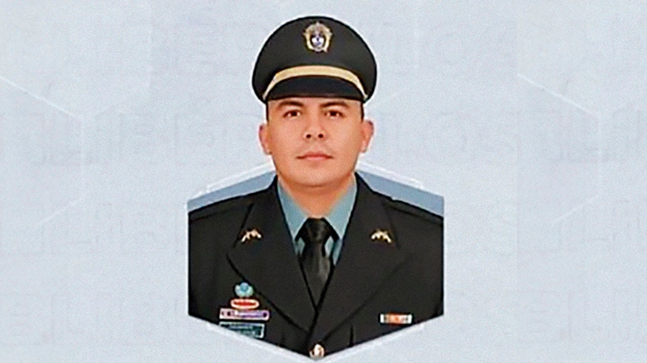 Franque Esley Hoyos murciaSubintendente policía nacional