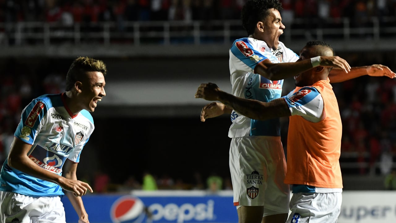Víctor Cantillo fue llamado a la Selección Colombia