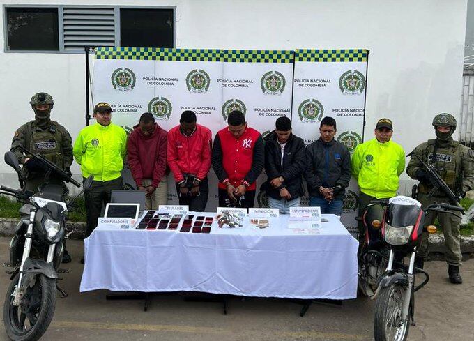 Un total de cinco personas fueron capturadas.