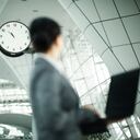 El enigma de las horas espejo y su enigmático significado a través de la numerología.