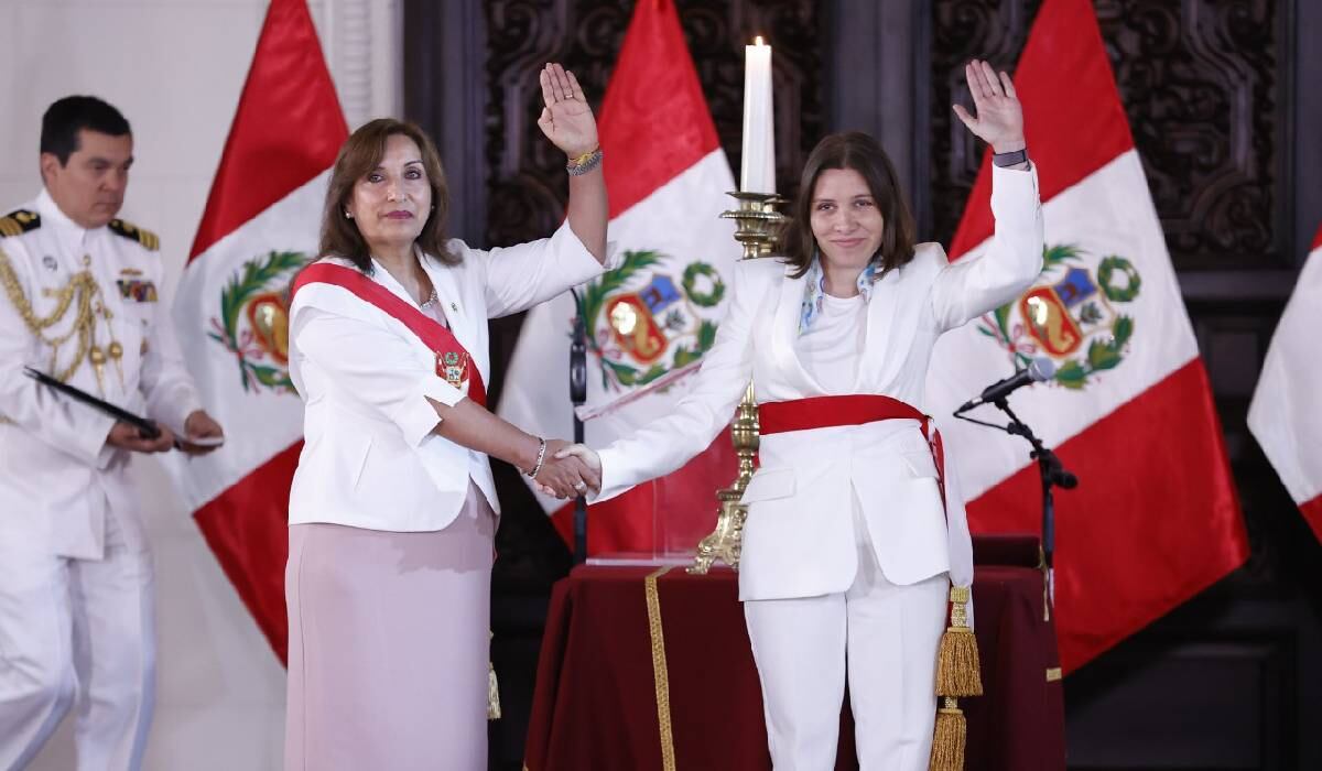 A pesar de que los medios de comunicación han mostrado imágenes de la Policía y Ejército reprimiendo indiscriminadamente las protestas, Boluarte ha insistido en el buen hacer las fuerzas de seguridad e incluso ha acusado, sin mostrar pruebas, a los manifestantes de estar financiados por grupos criminales.