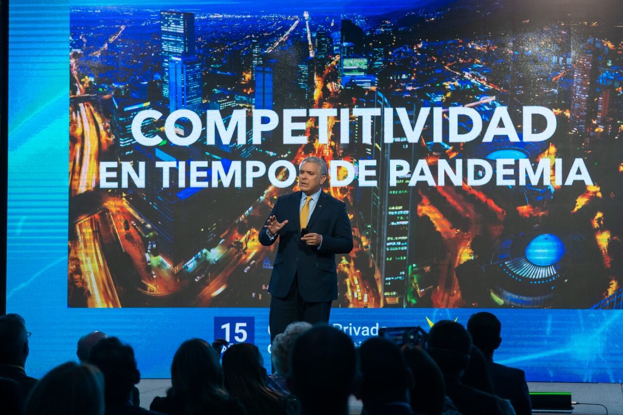 Iván Duque presidente de Colombia defendió el programa de vacunación masiva anticovid.