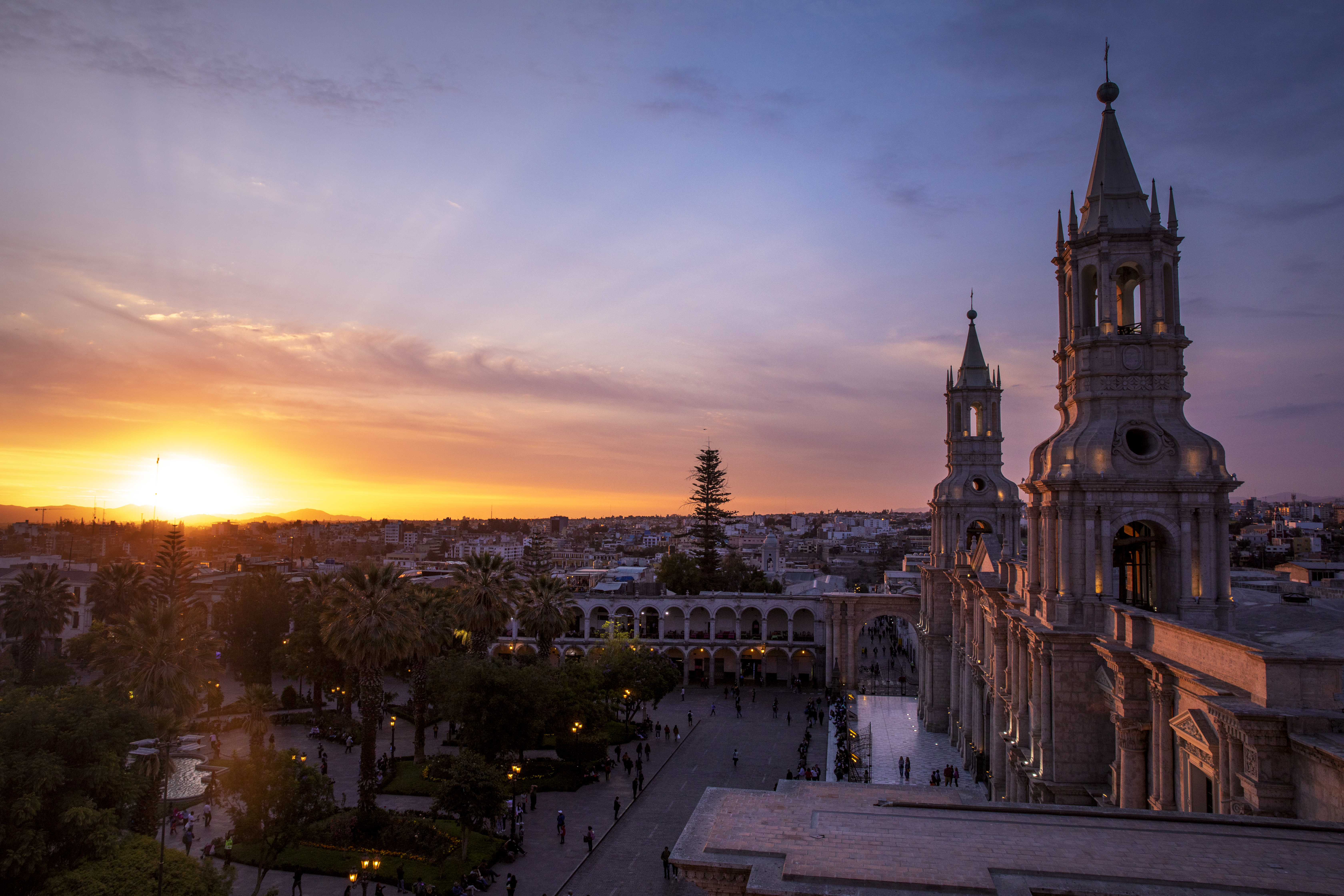 Catedral y Plaza de Armas de Arequipa