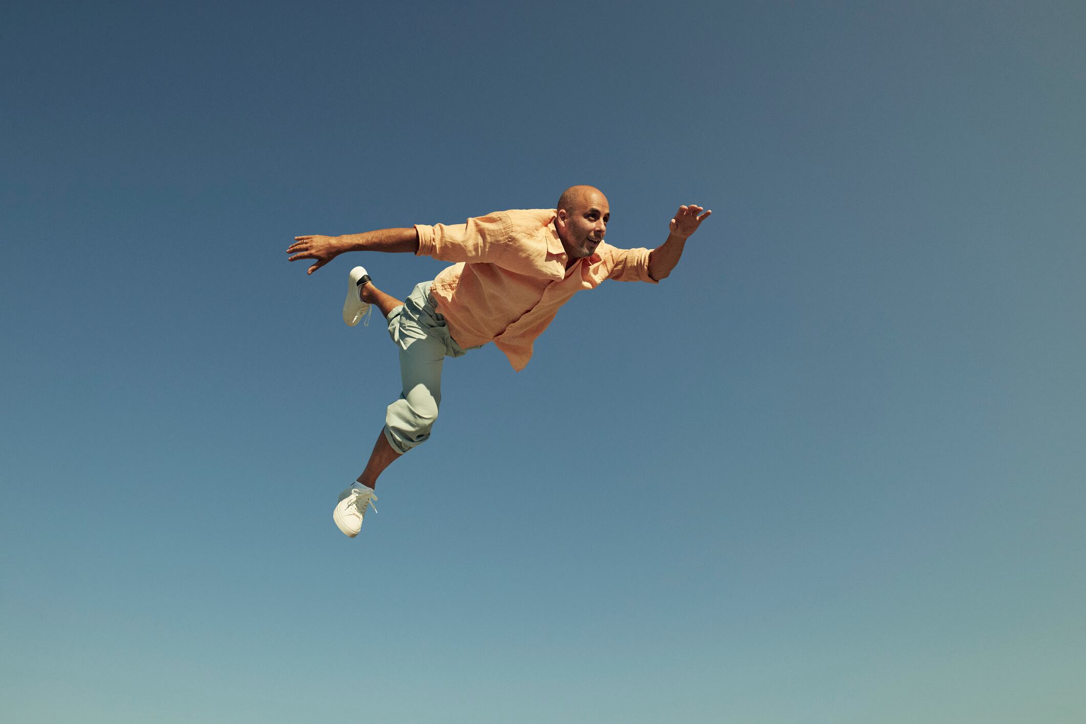 La historia viral afirma que un fenómeno cósmico alteraría la gravedad del planeta en una fecha concreta.