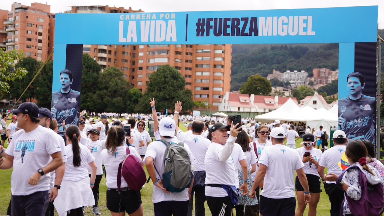 Calles del país fueron escenario de una manifestación deportiva en respaldo a Miguel Uribe.