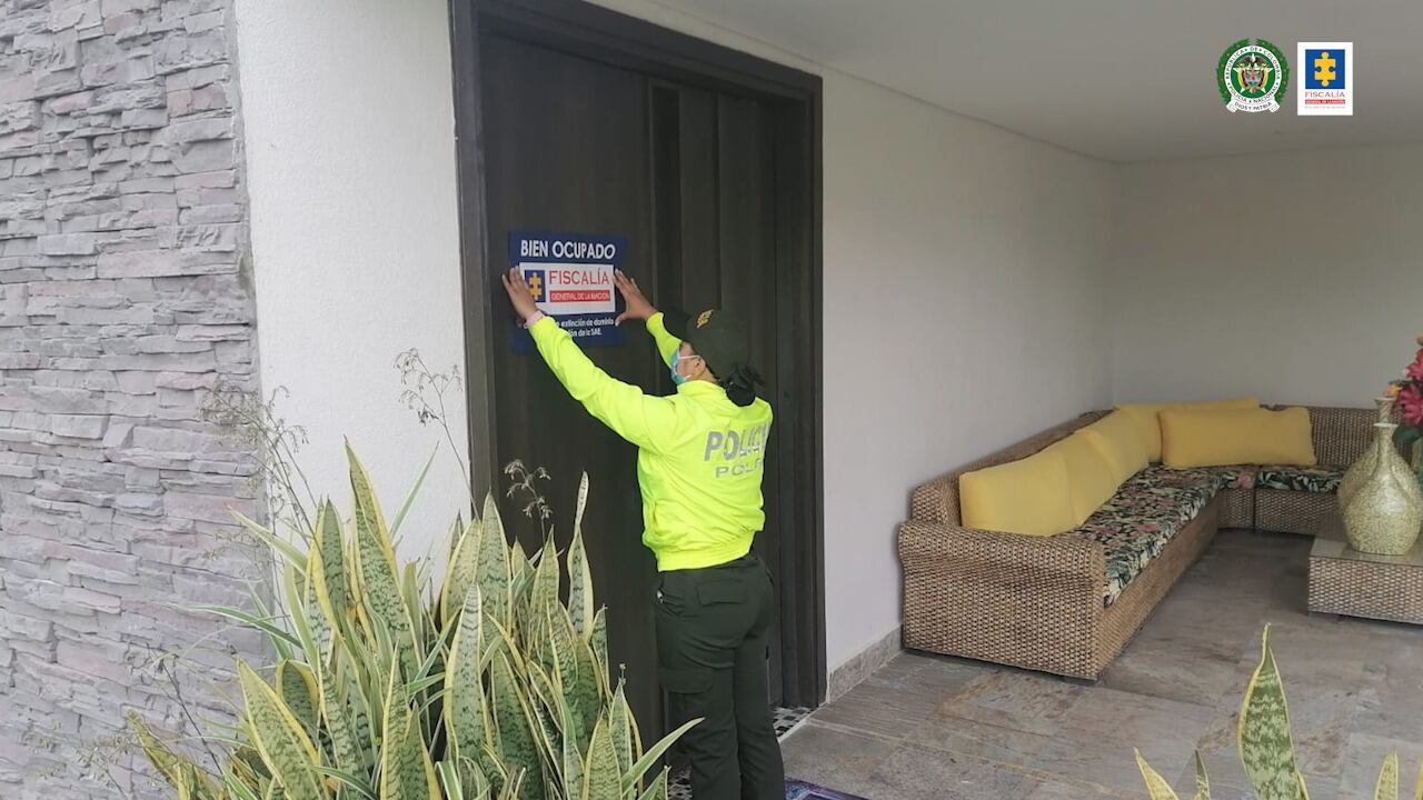 Ocupan bienes de una organización dedicada al contrabando de cigarrillos