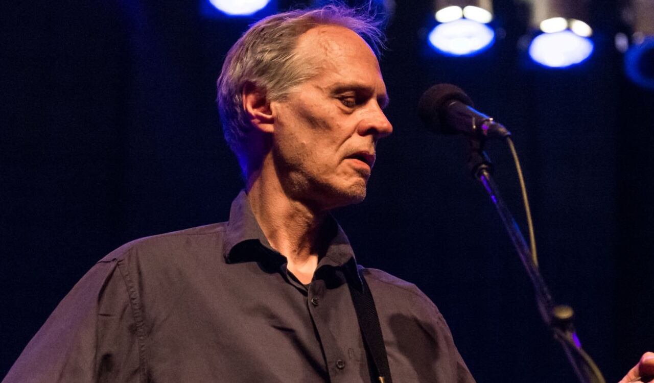 Nacido con el nombre Thomas Miller, Verlaine adoptó su apellido del poeta francés Paul Verlaine