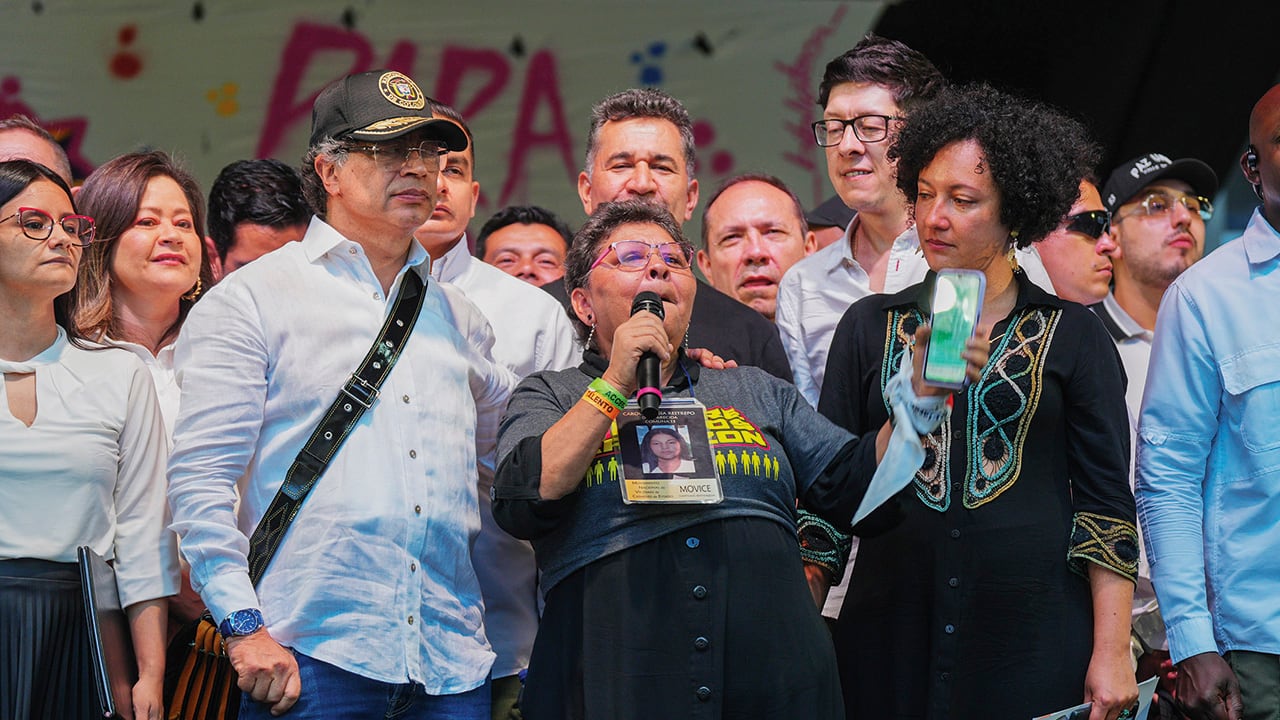 Petro fue criticado por su programa de paz total, en el que algunos grupos armados se habrían fortalecido.