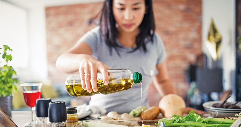 Colombia es el cuarto productor mundial de aceite de palma y, aunque la producción nacional creció 12,7 por ciento en el primer trimestre, los precios locales están afectados por los internacionales.