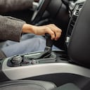 El freno de mano es una parte integral de la seguridad y funcionalidad de un vehículo.