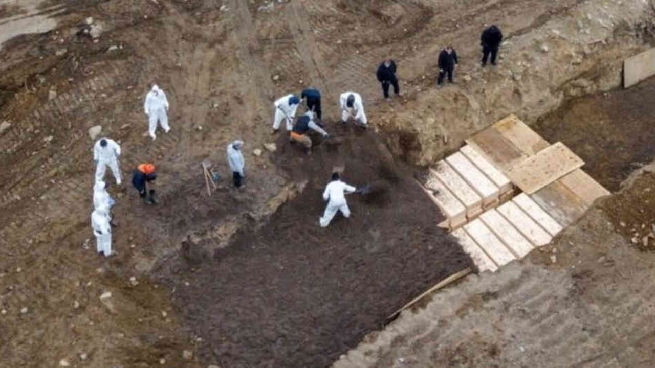 En los últimos días, la cifra diaria de muertes ha disminuido gradualmente en Italia mientras aumenta rápidamente en Estados Unidos.