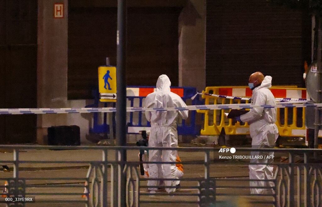 Dos aficionados suecos fueron asesinados en Bruselas, Bélgica.