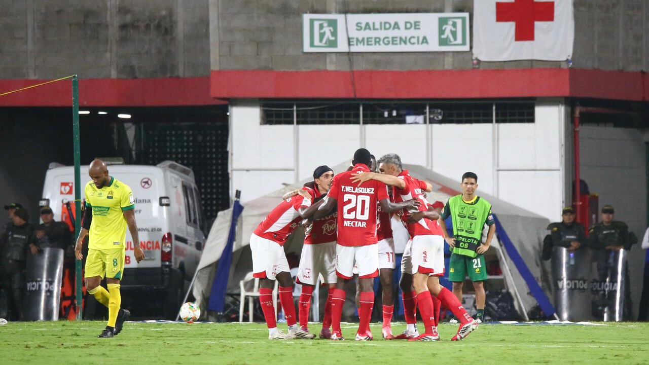 Santa Fe ganó 2 goles a 1 al Atlético Bucaramanga en el Montanini por la fecha 13 de la Liga Betplay,