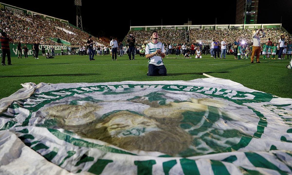 Chapecoense recuerda su trágico accidente aéreo.