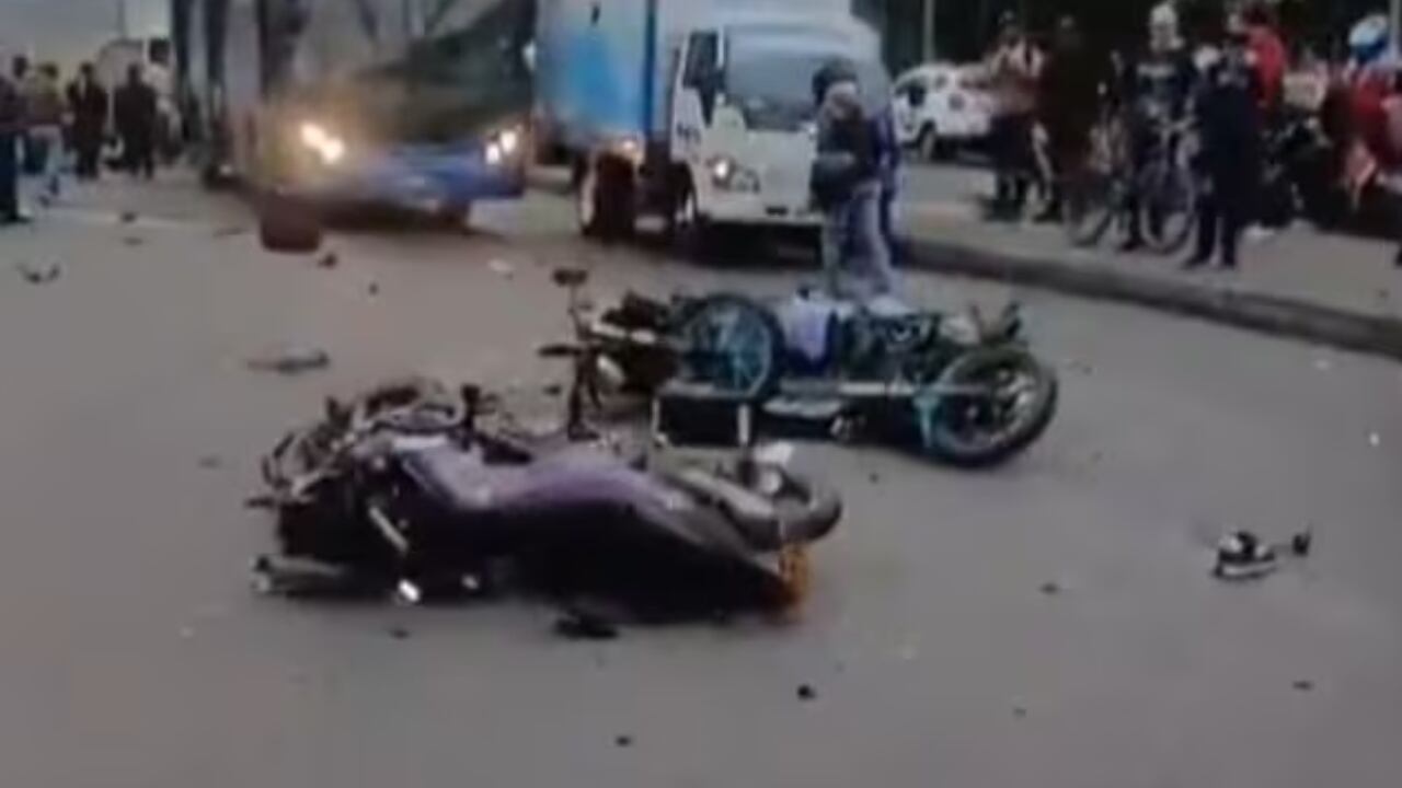 Así quedaron algunas motocicletas afectadas por el siniestro vial.