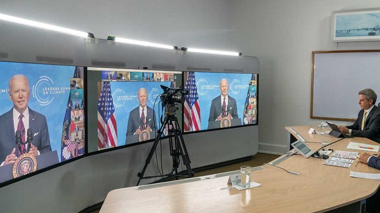El Presidente Iván Duque Márquez intervino este jueves en la Cumbre mundial de Líderes, convocada por el presidente de Estados Unidos, Joe Biden, en la que hizo un llamado a enfrentar con urgencia el cambio climático. Foto: César Carrión/Presidencia.