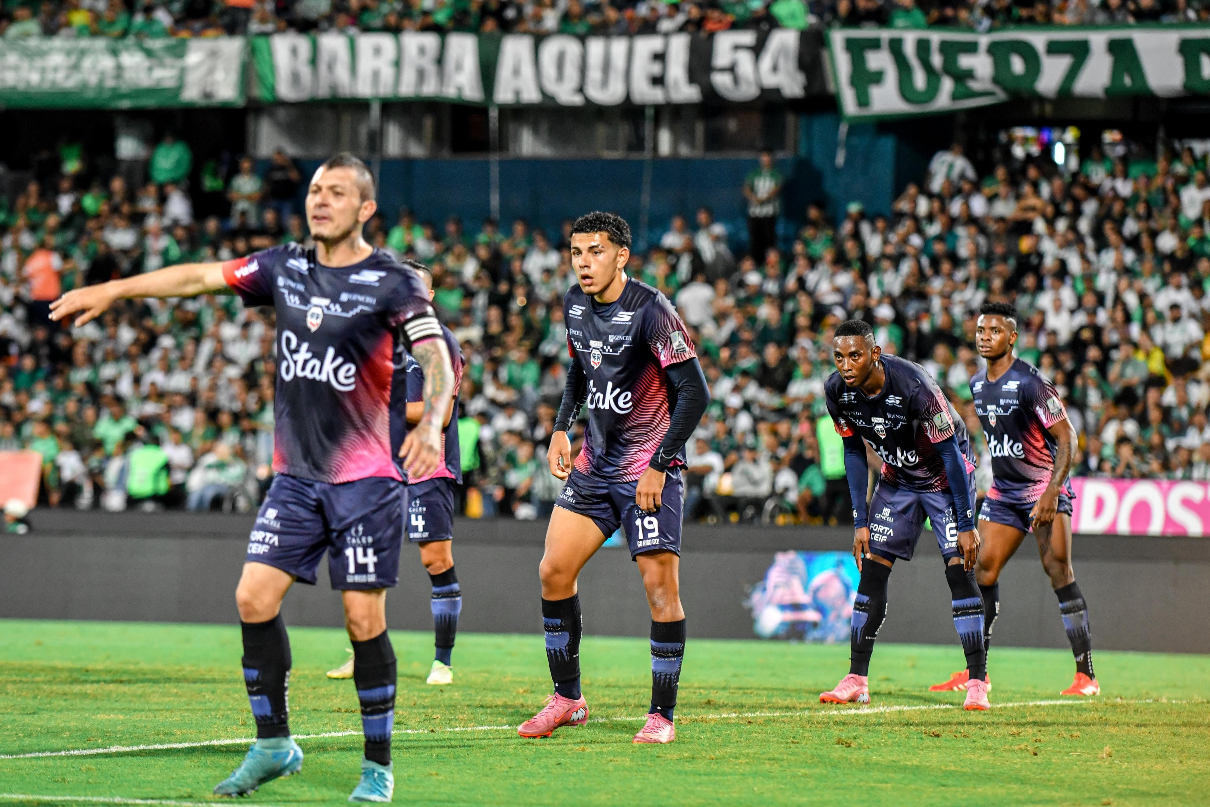 Emilio Aristizabal, número 19 de Fortaleza