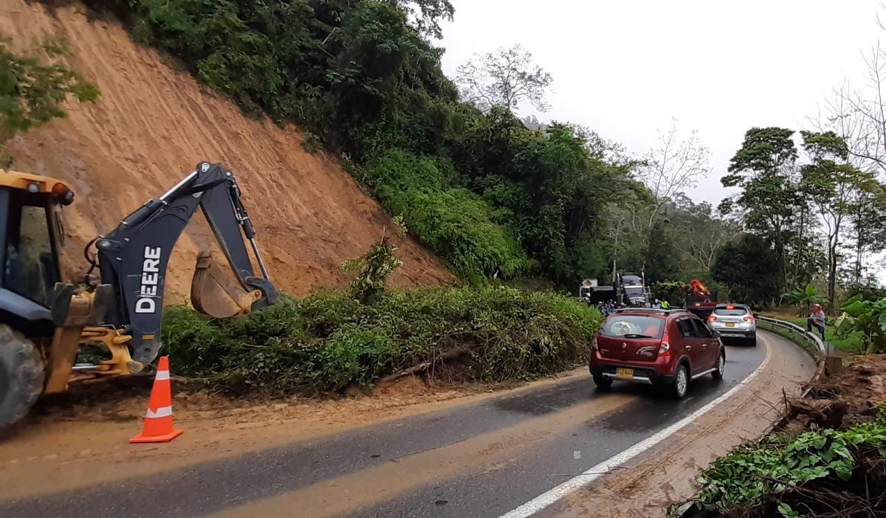 El deslizamiento ocurrió en el sector de Brisas.