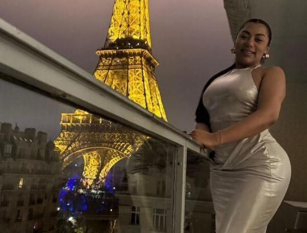 La senadora Martha Peralta estuvo de vacaciones por París.