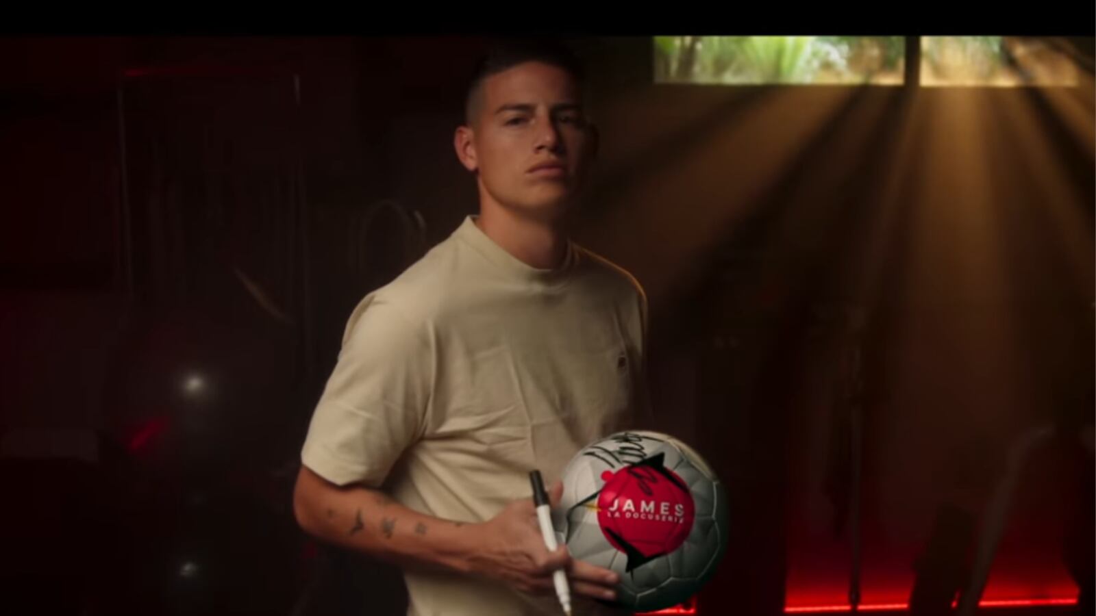 Las nuevas producciones colombianas de Netflix combinarán memoria histórica, drama y biografías, destacando títulos como Palacio y la serie documental sobre James Rodríguez.