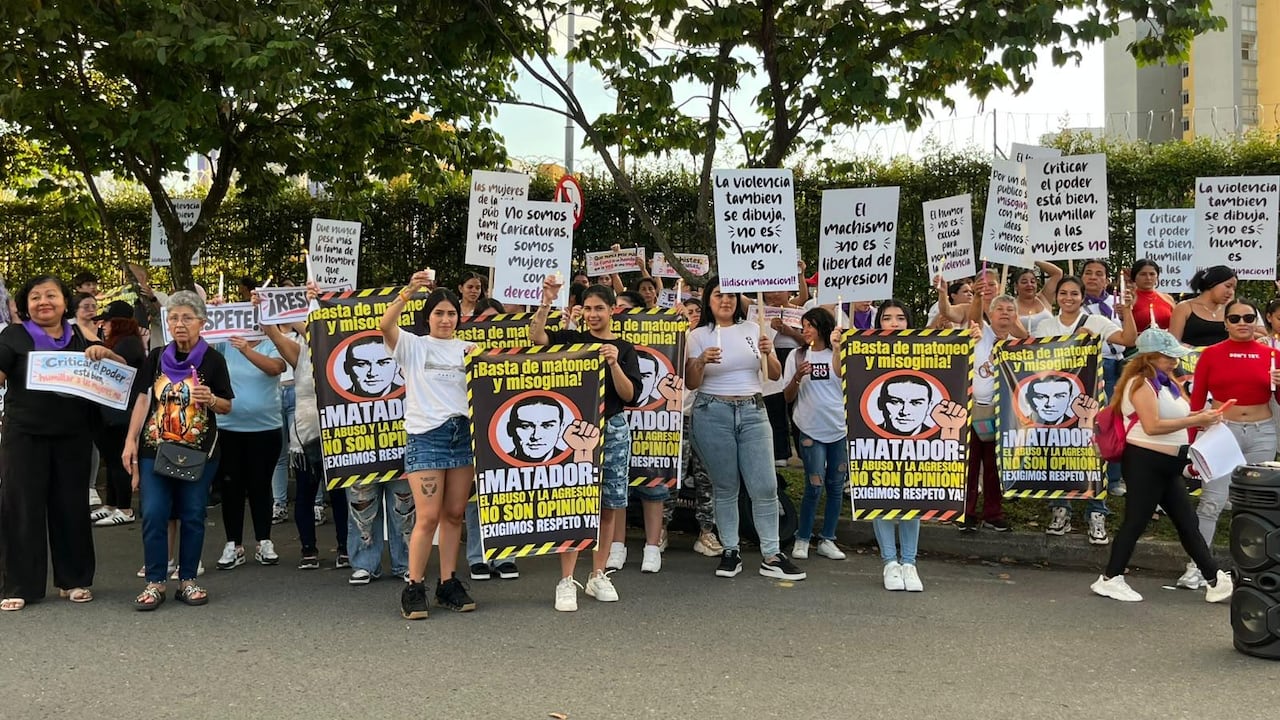 Mujeres salieron para marchar en contra de la caricatura de 'Matador'