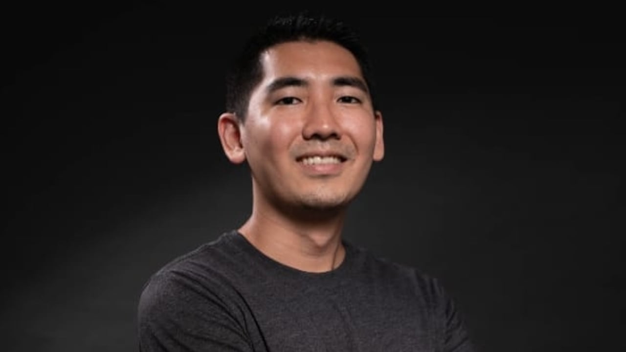 César Hoshi. Nómada Digital.