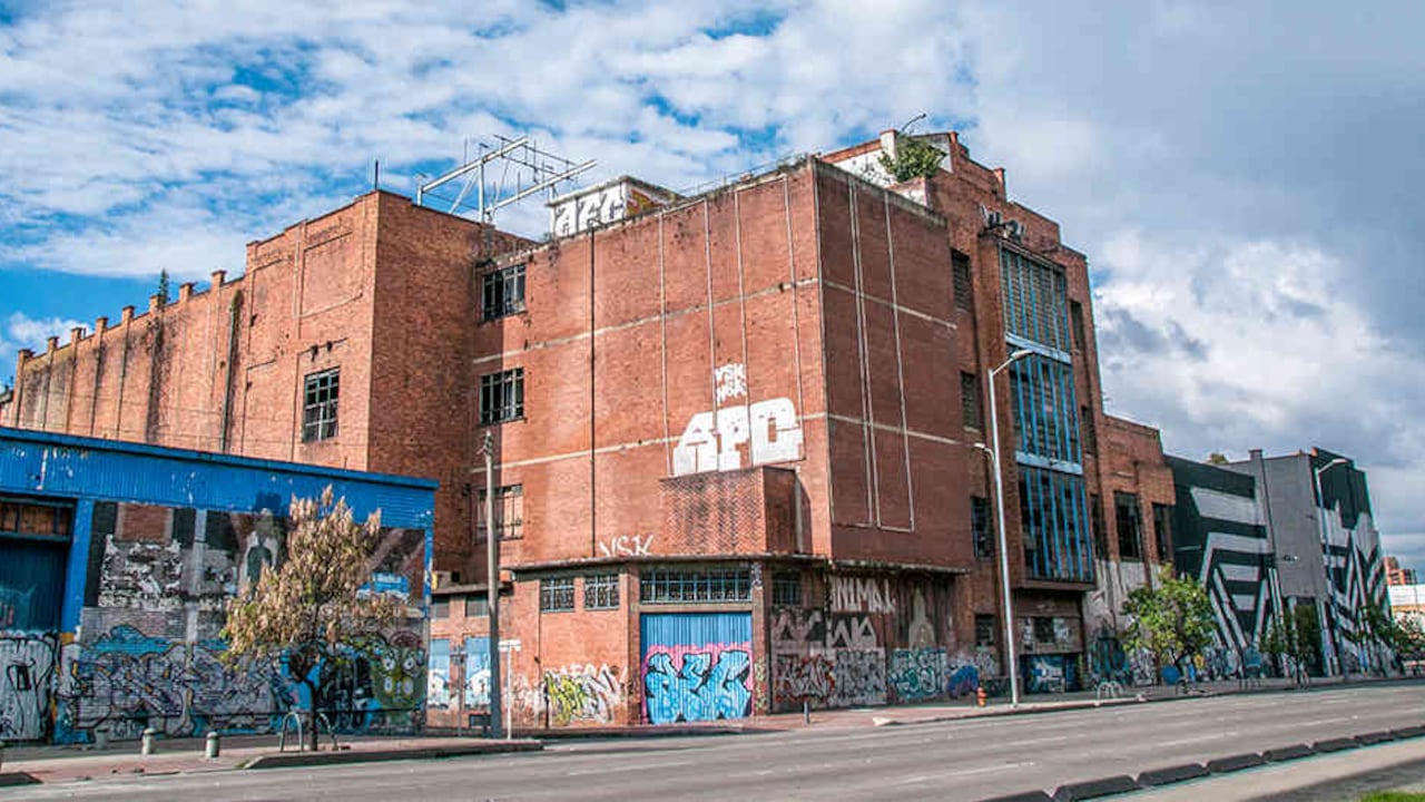 El edificio donde operaba la fábrica de la Cervecería Andina pertenece a la congregación religiosa Misión Carismática Internacional.