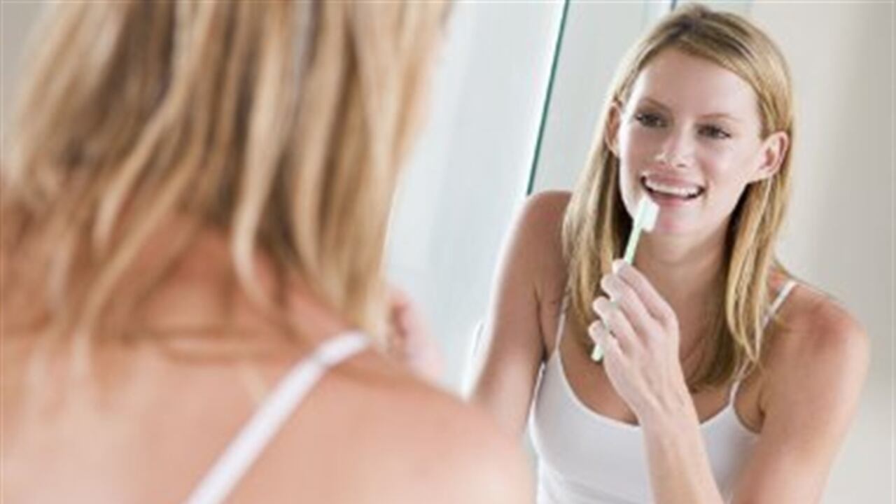 Numerosas sociedades odontológicas han recomendado el uso de enjuagues bucales con CPC para ayudar a disminuir el riesgo de transmisión.