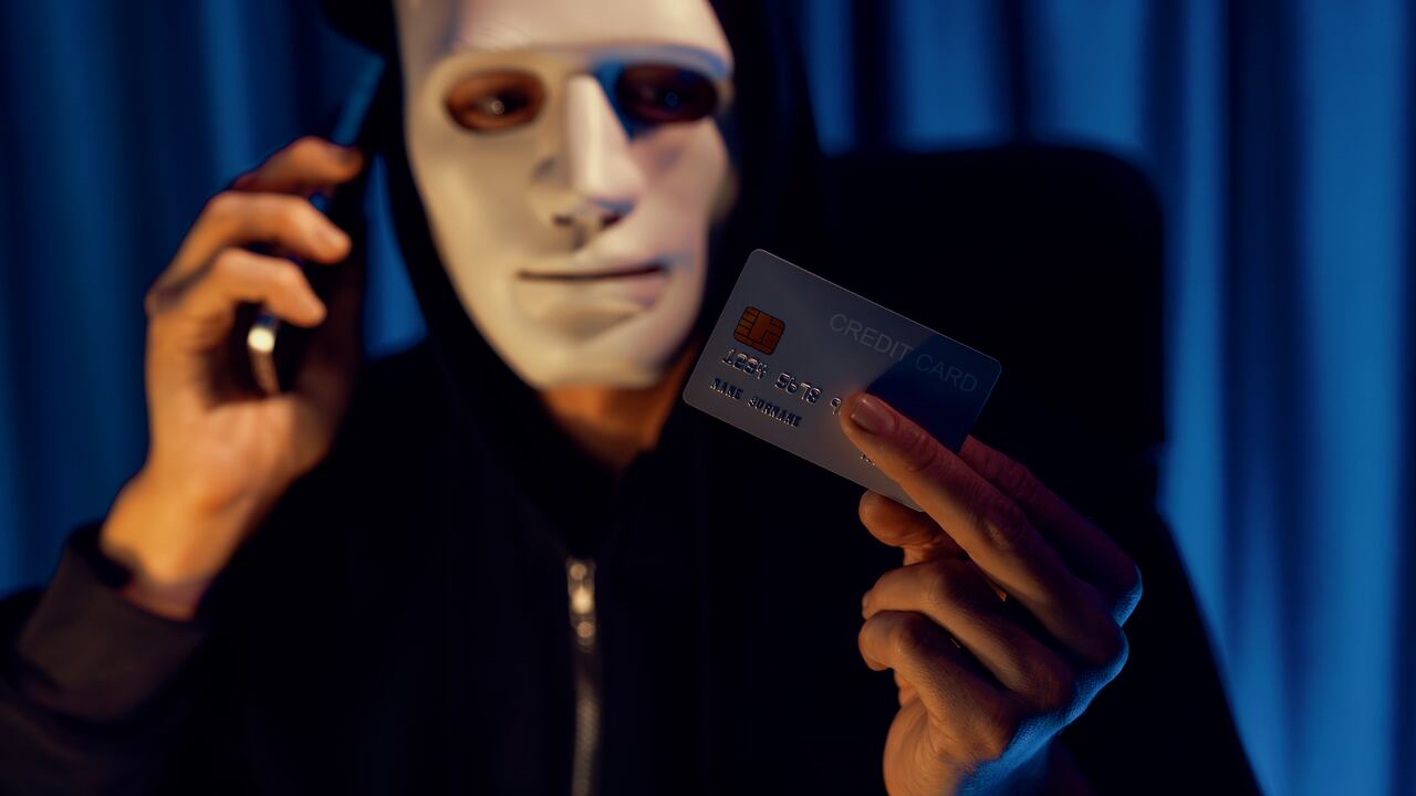 Todo comenzó con un ingreso no autorizado a la aplicación bancaria, seguido de descuentos no reconocidos.