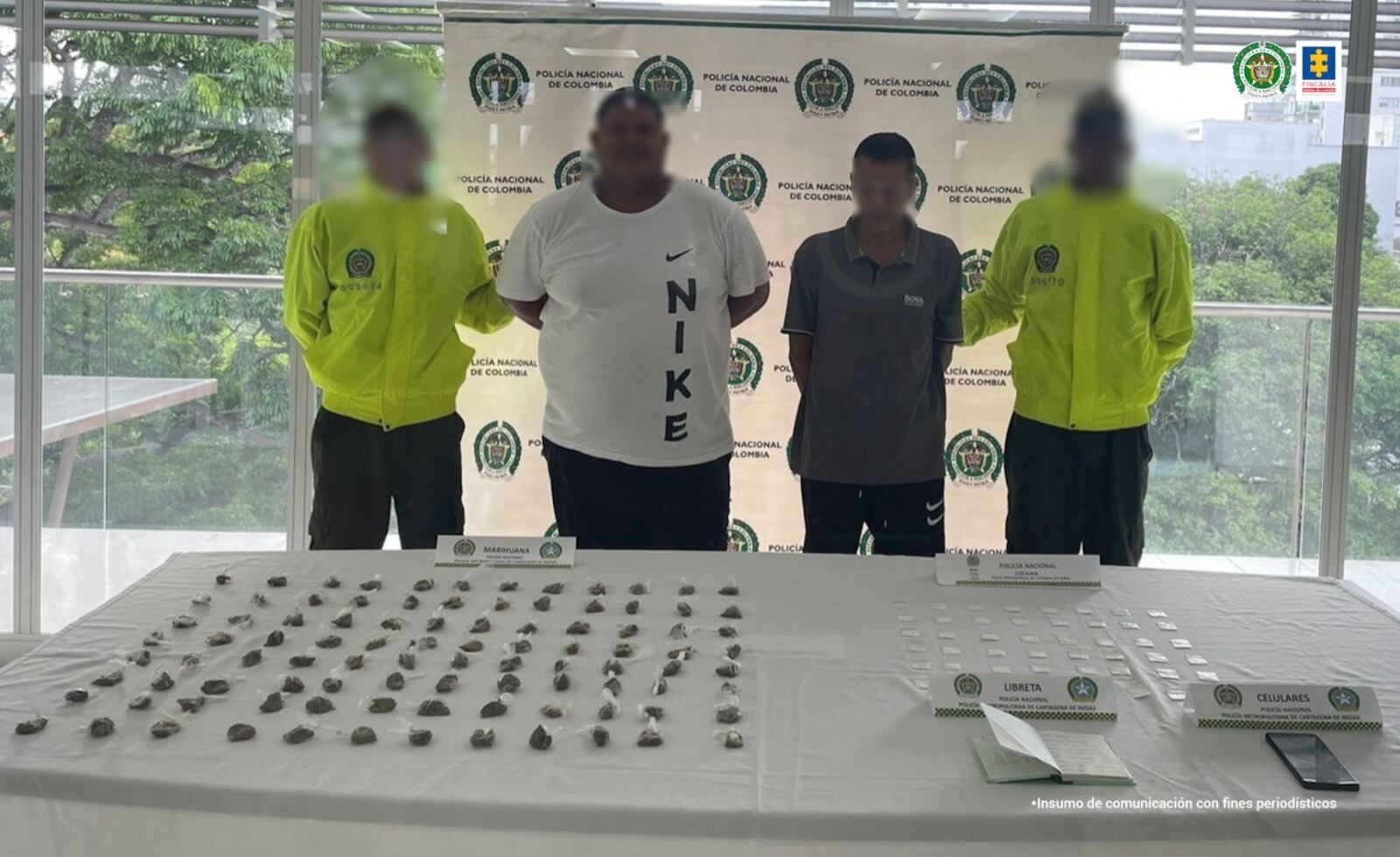 Ferdi Nando Fajardo Sierra y Harol José Bolívar Rodríguez, a quienes las
autoridades le decomisaron marihuana y bazuco.