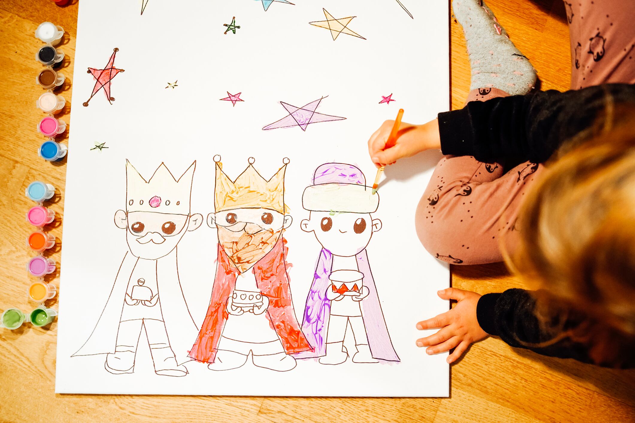 Niños de diferentes naciones suelen escribirle una carta a los reyes magos.