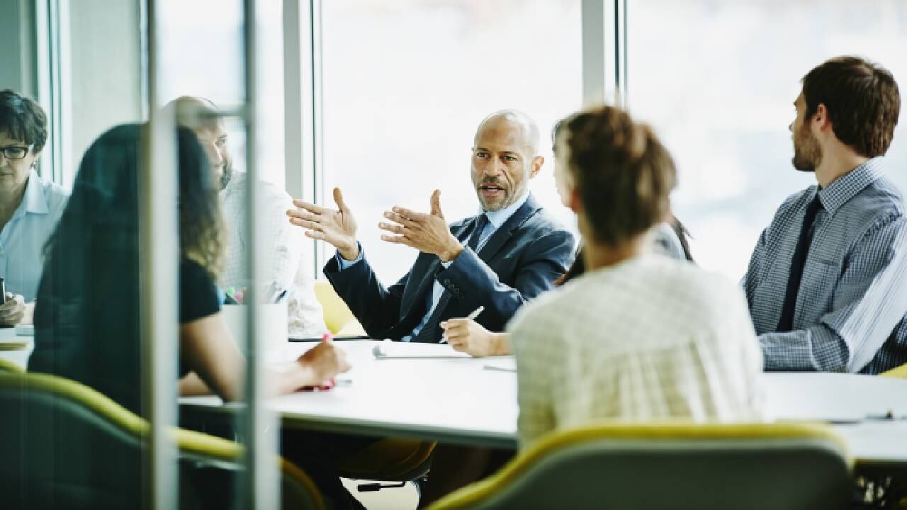 El candidato debe estar en la capacidad de hacer presentaciones ejecutivas.