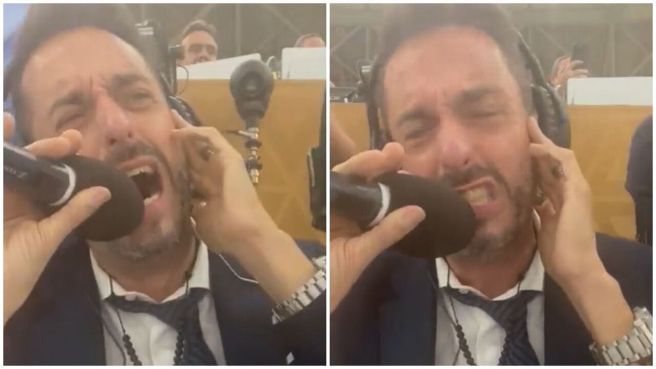 “Somos campeones del mundo”, exclamó en repetidas ocasiones mientras poco a poco se le iba nublando la voz debido a la emoción desbordada que se vivía.