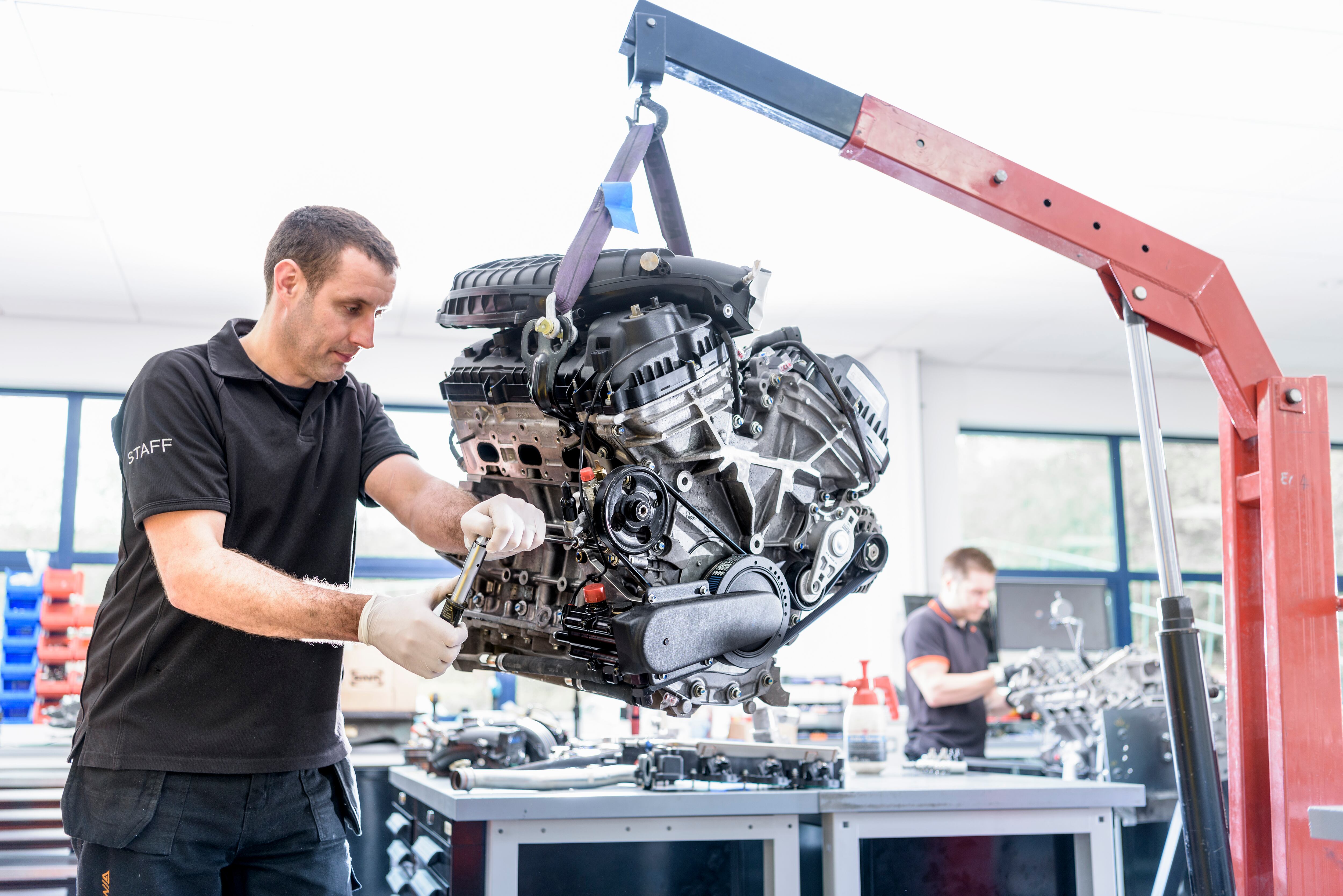 El término caballos de fuerza viene de la antigüedad y fue acoplado a la industria de los motores.