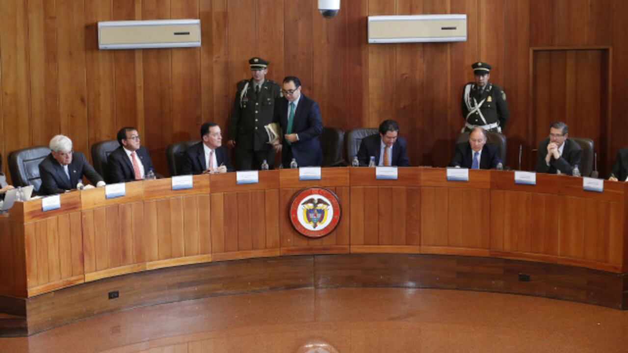En la noche del miércoles 28, la Corte Constitucional anunció que declaraba exequible, por 7 votos frente a 2, la reforma constitucional del Marco Jurídico para la Paz.