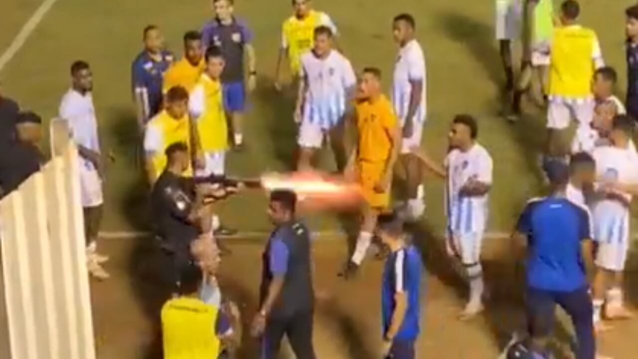 Este fue el momento en el que le disparó al jugador.