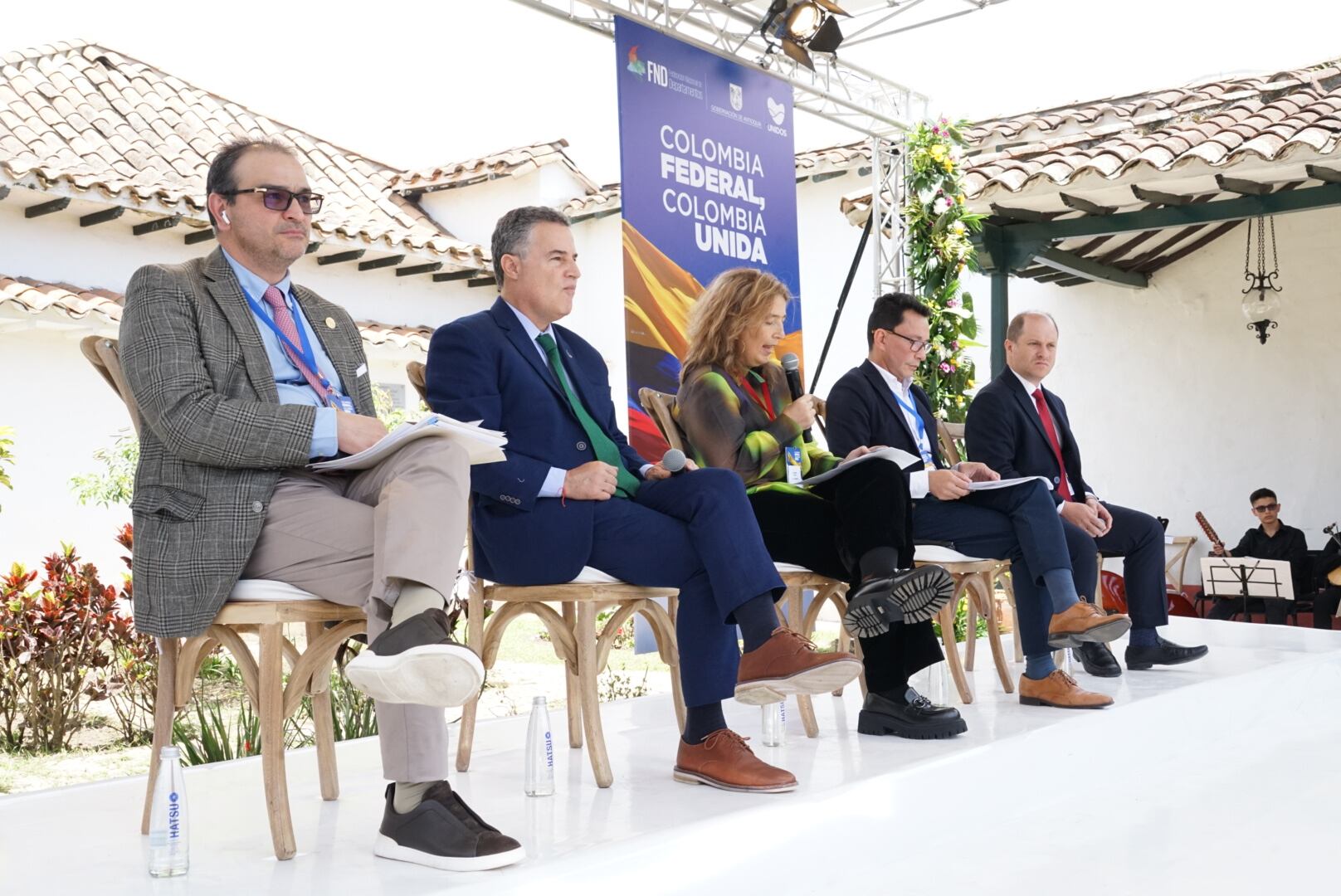 Los mandatarios afirman que “El diálogo ha sido de sordos”  con el Gobierno de Gustavo Petro