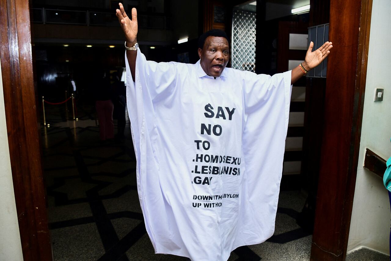 Uganda aprueba ley que contempla pena de muerte para actos homosexuales: reacciones internacionales