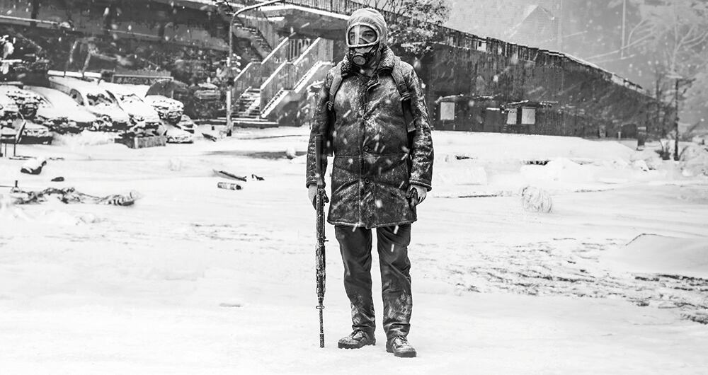 El protagonista Juan Salvo es un excombatiente de la guerra de las Malvinas, un hecho que marca al público de esta versión streaming.