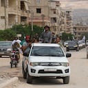 La creciente crisis económica en Siria ha provocado protestas en zonas del país controladas por el Gobierno. Siria atribuye la crisis a sanciones occidentales y a los combatientes kurdos con apoyo estadounidense que controlan los principales campos petrolíferos del país en el este, cerca de la frontera con Irak.(Photo by Rami Alsayed/NurPhoto via Getty Images)