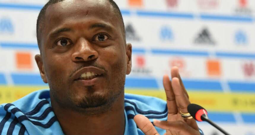 Partrice Evra, exjugador del Manchester United, expresó por qué gusta más de Cristiano Ronaldo que de Messi. Foto: AFP