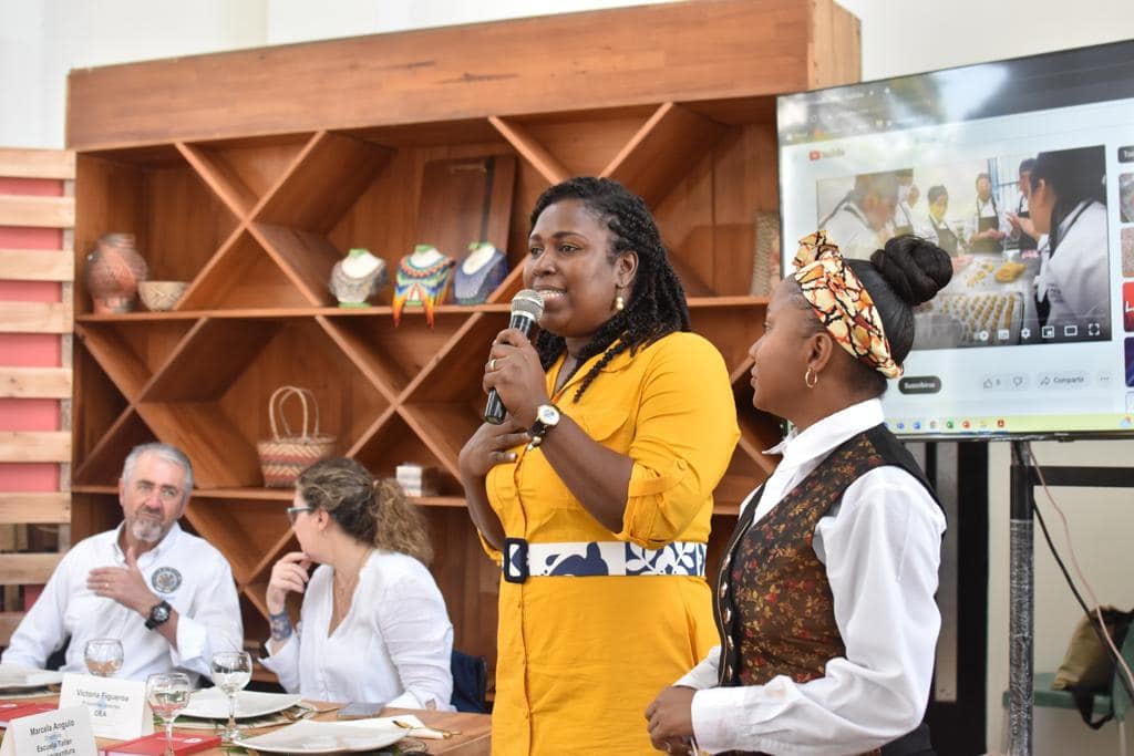 Marcela Angulo Valencia, directora de la Fundación Escuela Taller de Buenaventura.