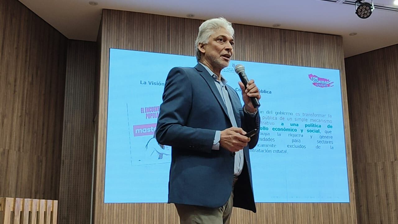 Cristóbal Padilla Tejeda, director de la Agencia Nacional de Contratación Pública, Colombia Compra Eficiente