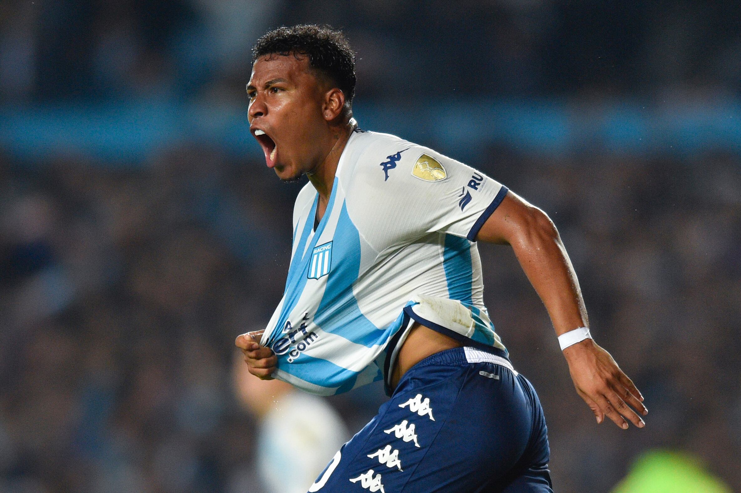 Roger Martínez vive su tercera etapa en Racing.