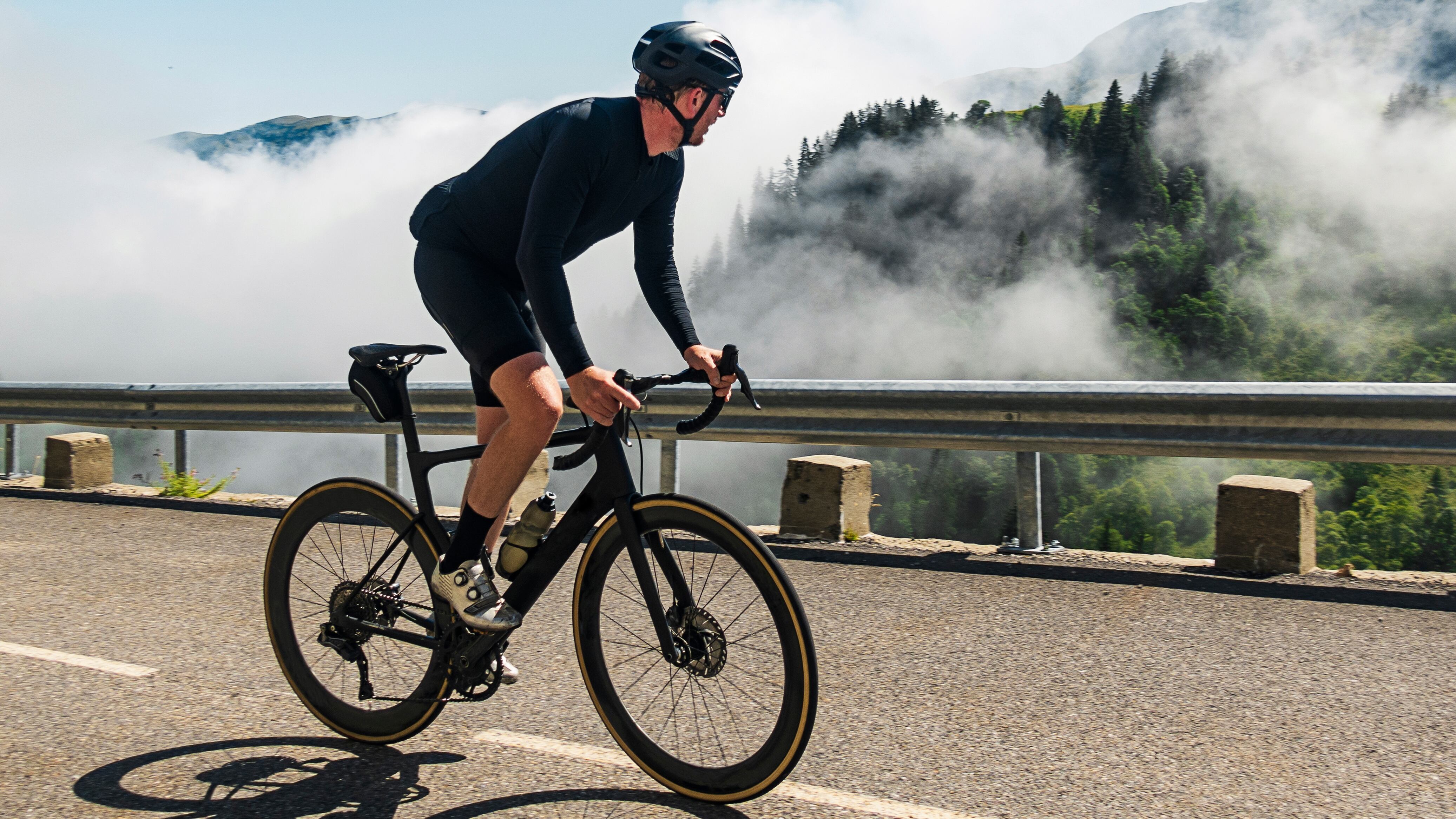 Foto referencia sobre ciclismo.