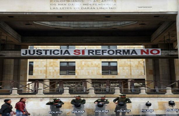 El clamor de las Cortes. Las leyes os darán Libertad (Santander)