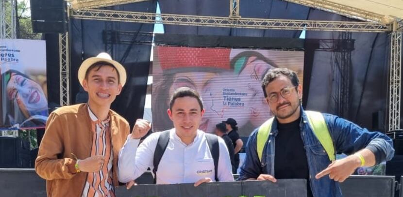 Representante a la Cámara por Santander, Cristian Avendaño (centro), y los concejales Carlos Parra (derecha) y Danovis Lozano (izquierda).