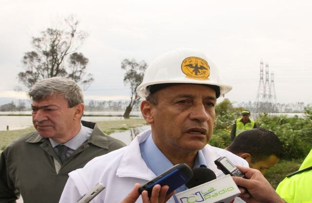 El gobernador de Cundinamarca, Álvaro Cruz, visitó los municipios más afectados por las precipitaciones: Cota, Gachancipá y la Laguna de Fúquene.