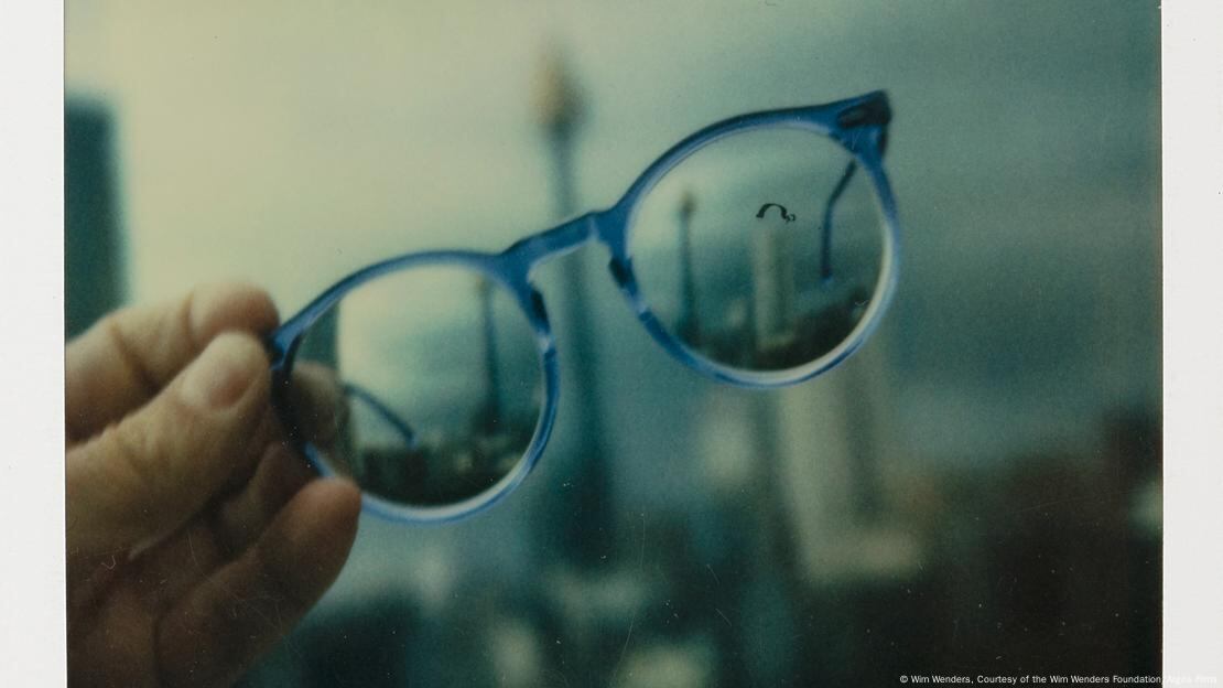 Wenders, también prolífico fotógrafo, cree que solo se ve realmente cuando uno se pierde. Imagen: Wim Wenders, Courtesy of the Wim Wenders Foundation/Argos Films