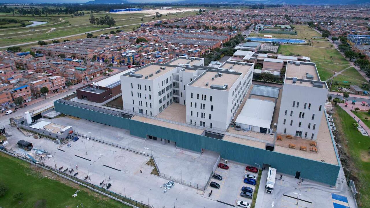 El nuevo hospital tiene un área construida de más de 30.000 metros cuadrados. En él se invirtieron cerca de $552.887 millones